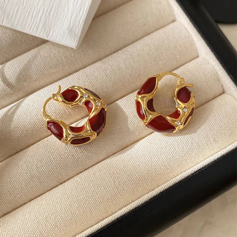 French Retro Enamel Leopard Print U-Shaped Earrings – Vintage Women’s Fashion Jewelry