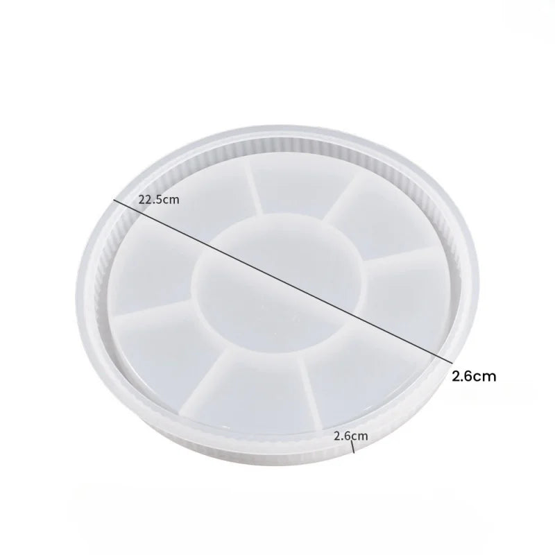 Round white plastic lid with measurement details on a white background