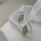 Simple Retro Blue White Leaf Earrings – Elegant Forest Style Women’s Studs