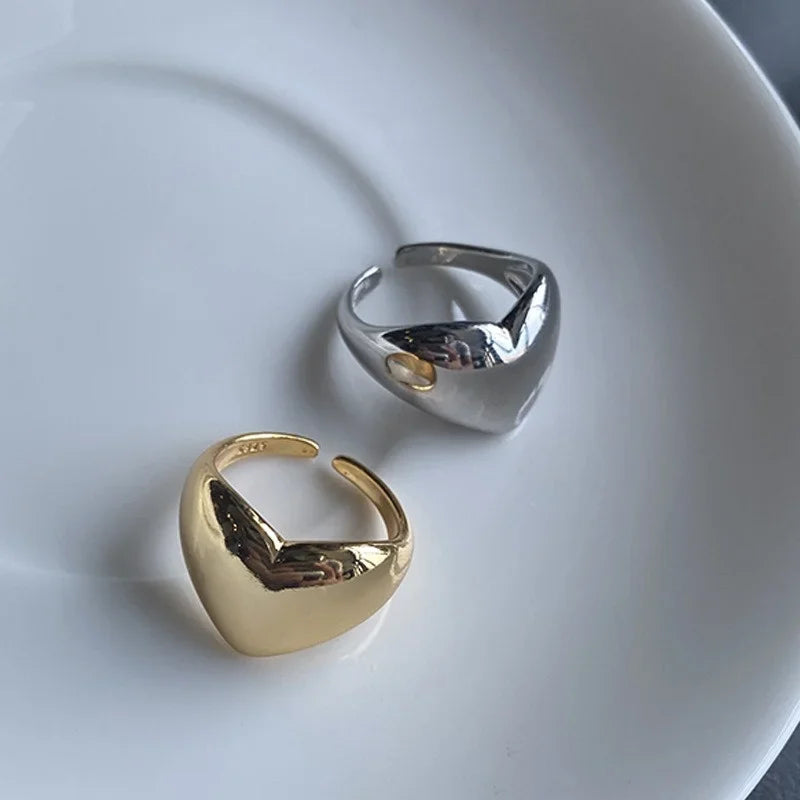Simple Smooth Metal Heart Ring – Unisex Trendy Jewelry