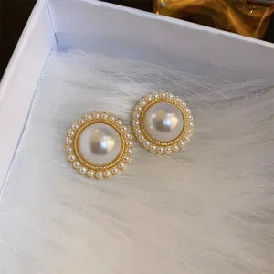 Imitation Pearl Heart Round Stud Earrings – Elegant Women’s Jewelry