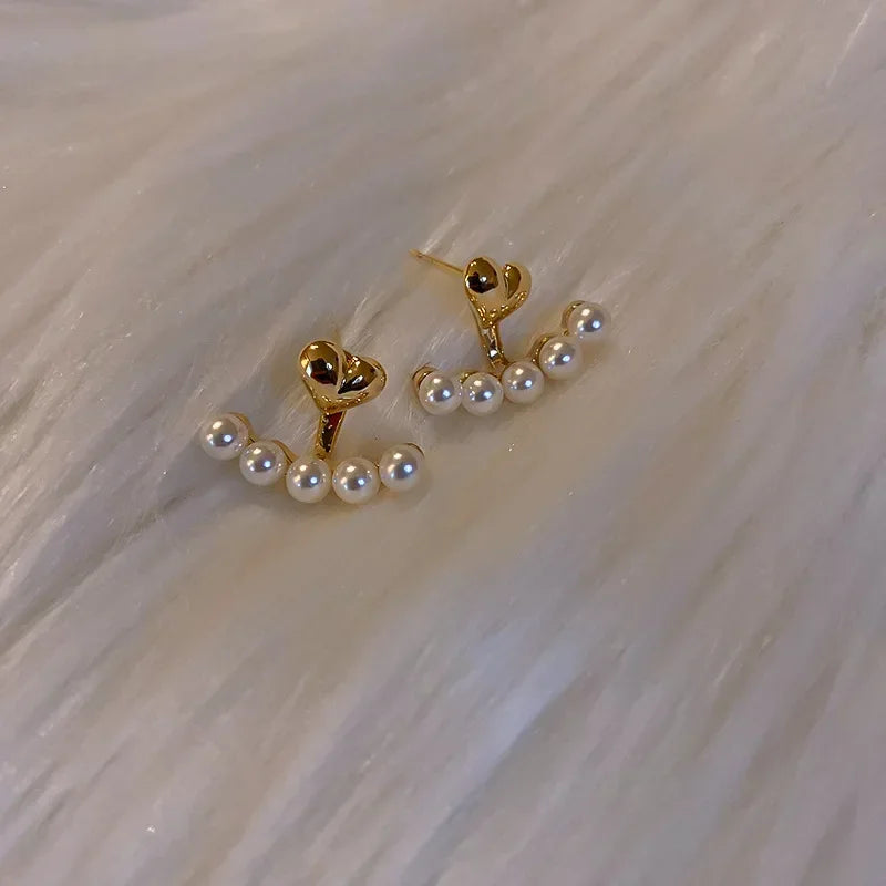 Imitation Pearl Heart Round Stud Earrings – Elegant Women’s Jewelry