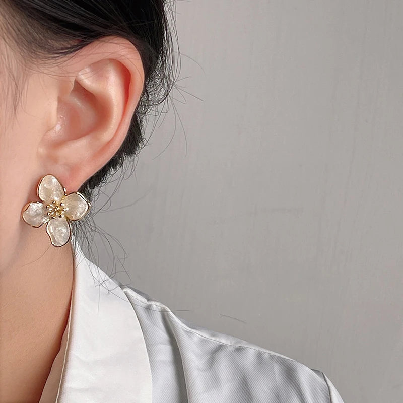 Sweet Flower Stud Earrings for Women – Vintage Romantic Jewelry