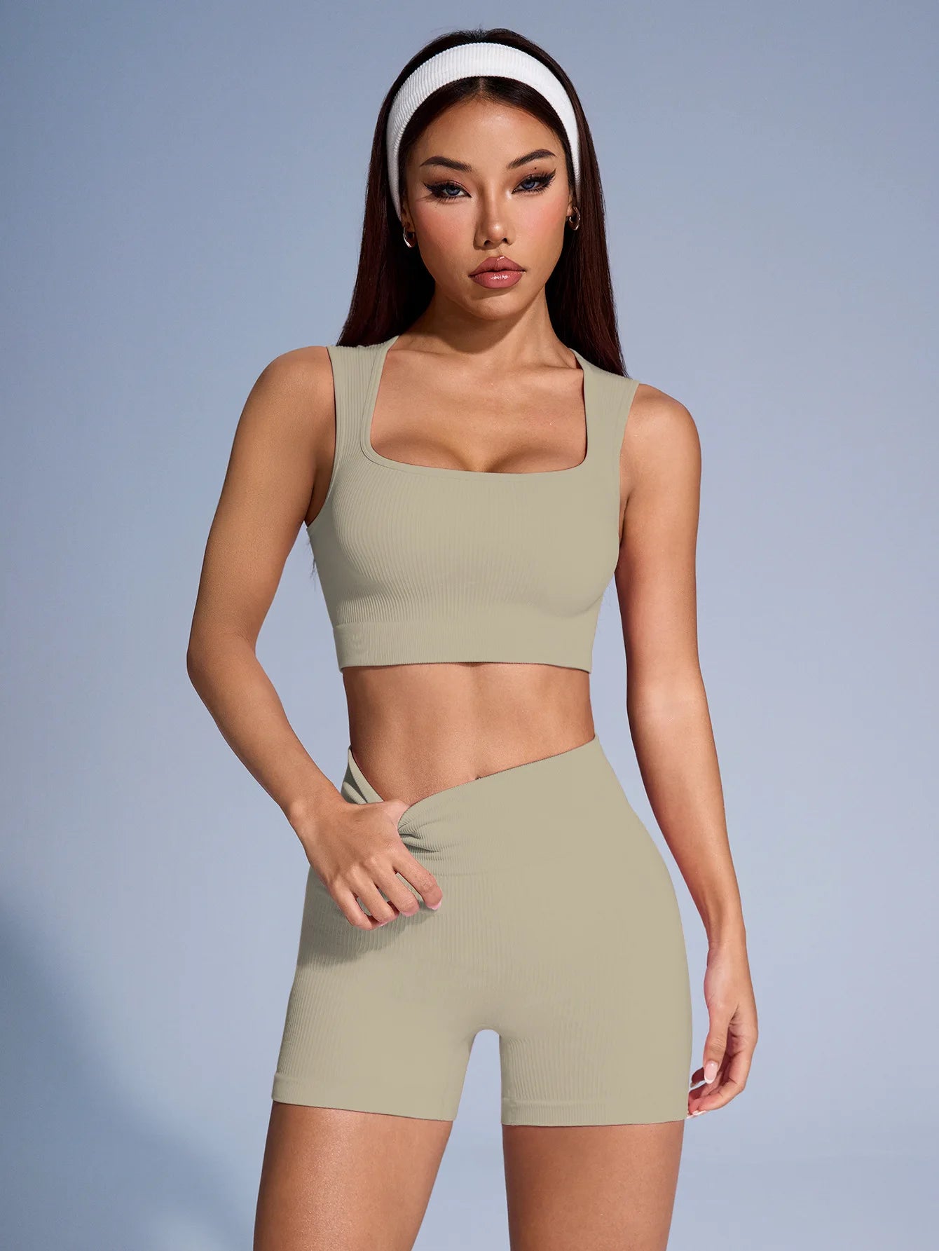 Seamless Ribbed Yoga Set – 2 Piece Women’s Workout Outfit